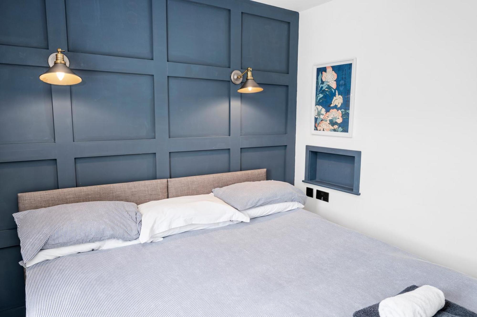 Charming Apt Nr Centre - Terrace & Street Parking Оубън Екстериор снимка