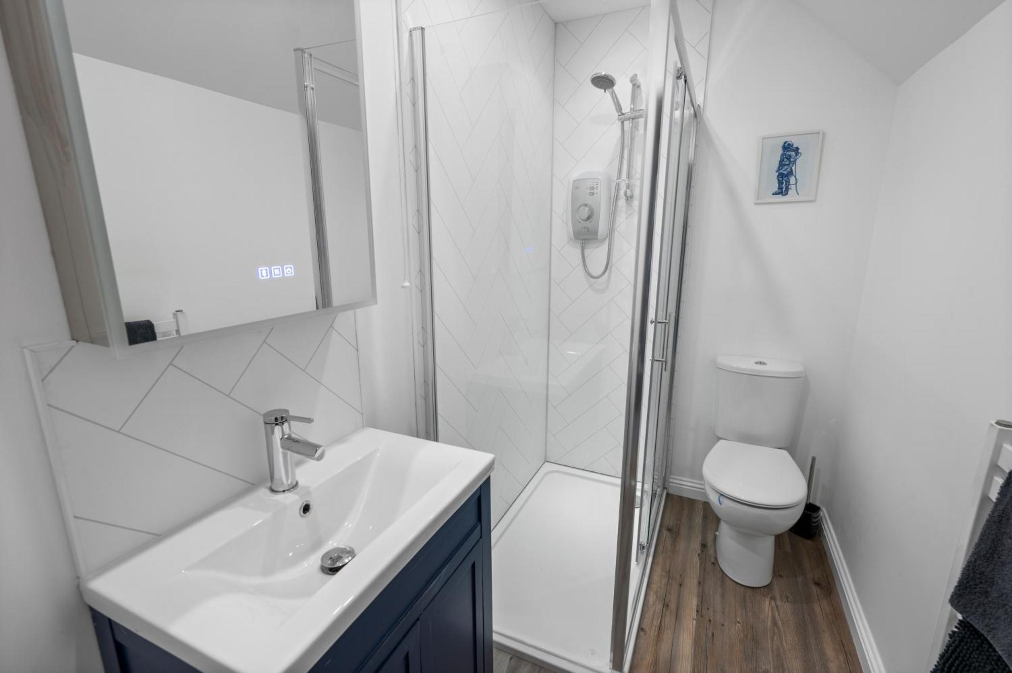 Charming Apt Nr Centre - Terrace & Street Parking Оубън Екстериор снимка